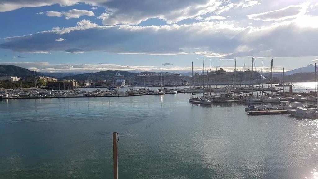 Apartamento Casa Marina La Spezia Exterior foto